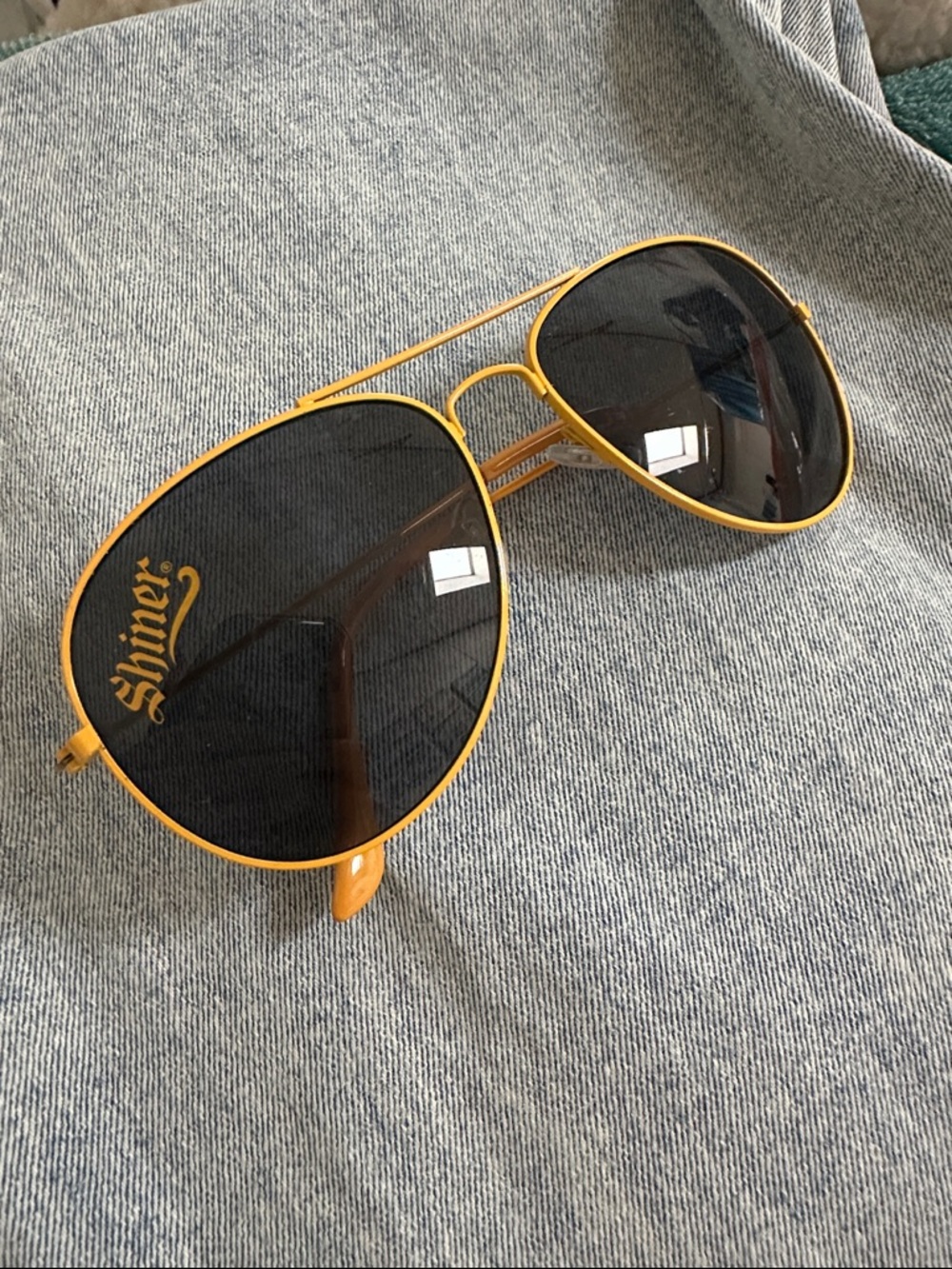 Branded Men's Aviator Sunglasses in Yellow Frame